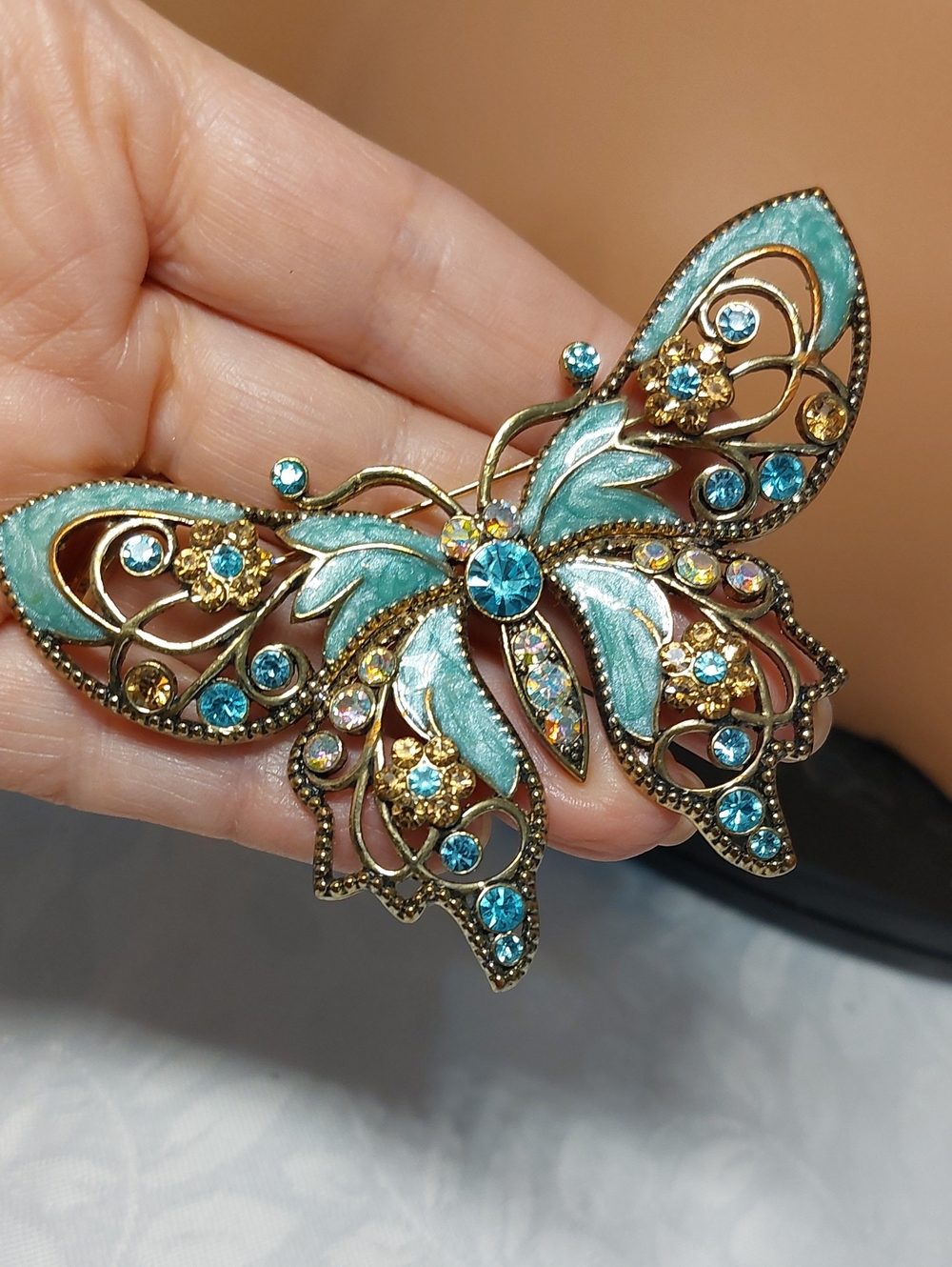 Vintage 1980s Nina Ricci for Avon Butterfly Brooch Teal Enamel Filigree